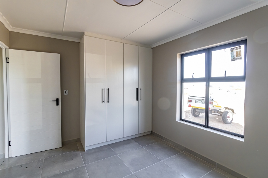 3 Bedroom Property for Sale in Hoogland Western Cape